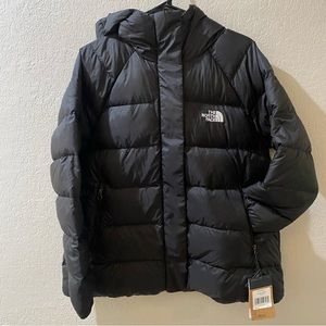Women’s North Face puffer coat LARGE